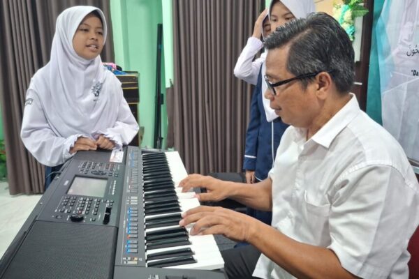 musik' (1) musik' (1)